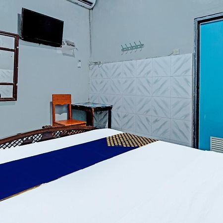 Spot On 91915 Homestay Superman ジョグジャカルタ エクステリア 写真